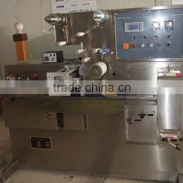 QZB-I soft candy cut and forming pillow packing machine,bubble gum machine,wrapping machine,candy machine,food machine