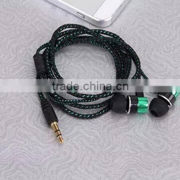 High Quality 3.5mm In-ear Earphone Headphone For Mobile Phone photo-3