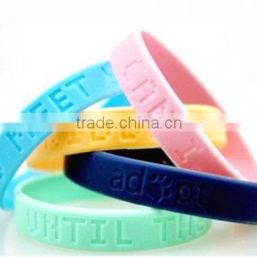 silicon bracelets with custom logo promotional gift