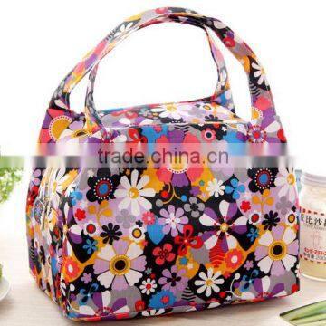 Beautiful big flowers printing design lunch bag with great price for women