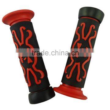 Rubber Hand Grips Motorcycle Handle Bar Grips & Bar Ends 22MM Red skull