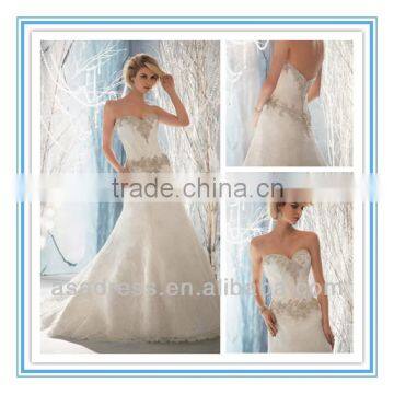 2014 New Style Crystal Beaded on Alencon Lace China Custom Made Wedding Dress (WDBG-1955)