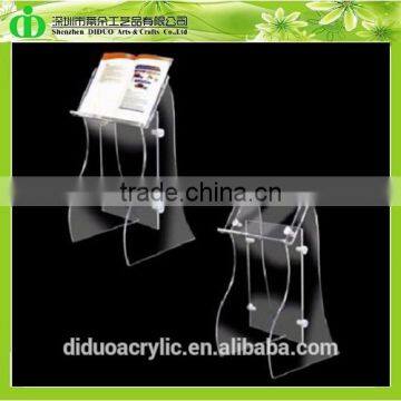 DDL-0093 Trade Assurance Crystal Acrylic Lectern