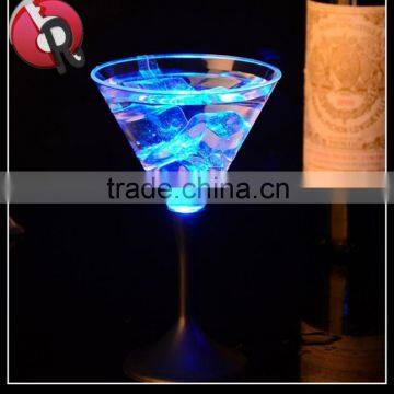 Bar Supplies Manufacturers Wholesale Colorful LED Cup Fluorescence Induction Into the Shiny Cup photo-5
