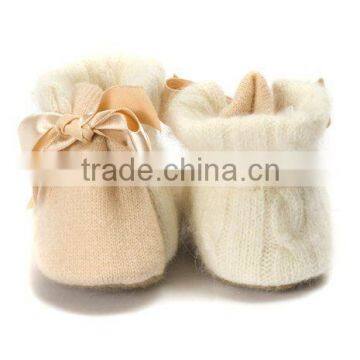 Pure baby cashmere booties