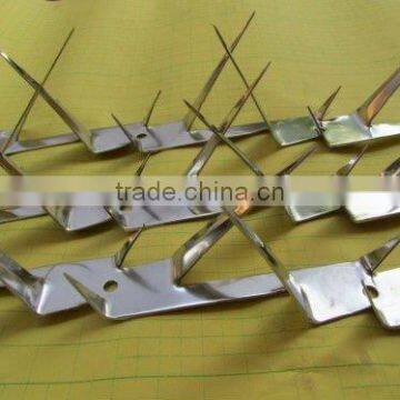 Galvanized Steel Razor Spike on top of Roof, wall, gate & fence anti-climb for security