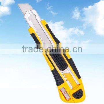 Stationery knife with skidproof rubber grip handle