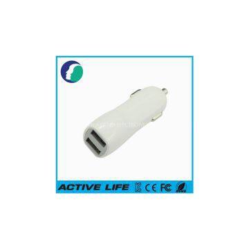 White USB Powerful Retractable IPhone Charger , Portable IPhone Car Charger photo-3