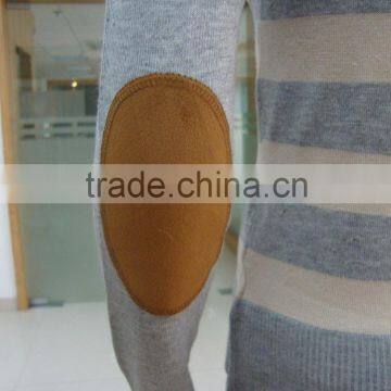 High Quality Heart Shape Embroidery Stripe 12gg Plain Knitwear Sweater photo-3