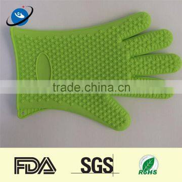 Heat resistant silicone bbq or grill gloves