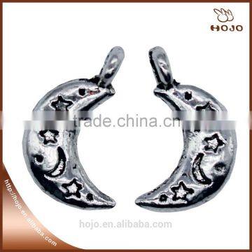Zinc Alloy Wholesales Moon Charm Pendant in Antique Silver19x10mm for Handcraft Bracelet Necklace