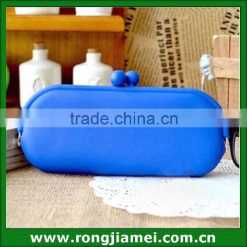 Wholesale waterproof silicone jewelry pouch for promotion