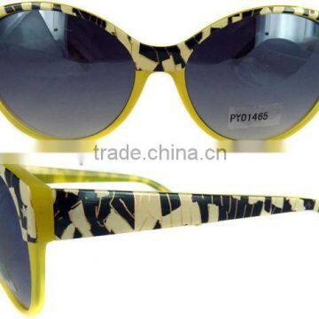 2013Fashion plastic retro sunglasses