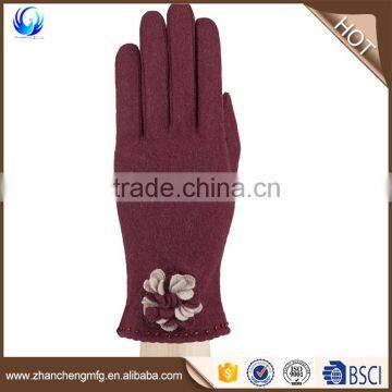 Classic women's fashion warm custom wool gloves made in China