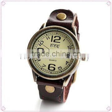 Wholesale China Leather Watch Women Quartz Watch photo-5