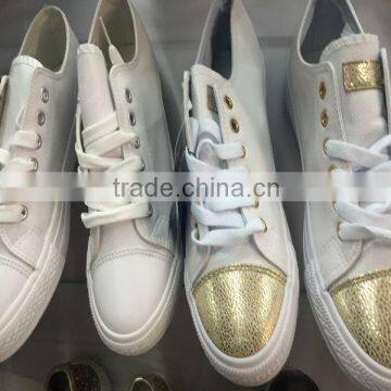 Trade Assurance Wholesale Stock Low Price Men Canvas Shoes High Quality $1.5 Dollar Shoes