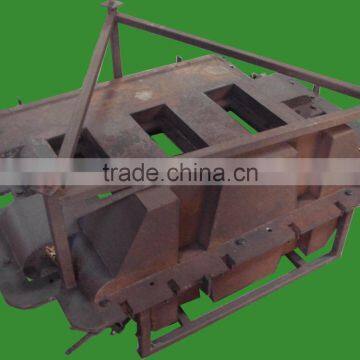 Rotomolding iron rotational mold for traffic barrier