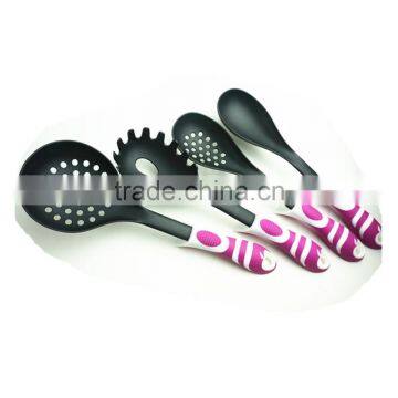 33057 Kitchen Cooking Utensils With Built-in Stand