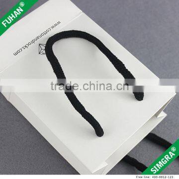 Custom Multicolor Printed Packaging Paper Bag for Clothing photo-4