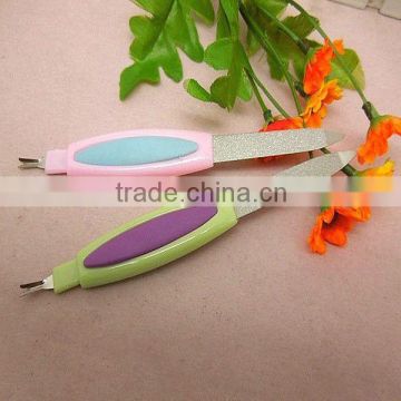 Multifunctional nail file