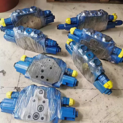 Multi-way valve action valve piece Sany Longgong Lingong ZOOMLION Yuchai 55 60 65 75 8085 distribution valve block