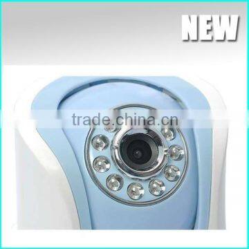 2014 New Pan Tilt Wifi IP Camera With Alarm Action photo-4