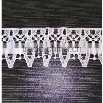 2016 Fashion Embroidery Cotton Lace Fabric Barcode Lace for Garment photo-2