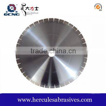 Diamond segment saw blade