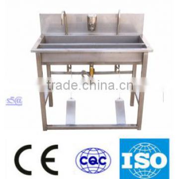 Washing hand machine for automatic poultry slaughter line