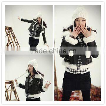 fashion 2014 hot sale knitted earflap hat with pompom