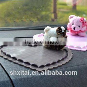 Little bear car's dashboard non-slip mat Heart-Shape Auto Magic Anti-Slip Dashboard Sticky Pad For Smart Phones