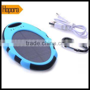 Outdoor Solar Charger 5000mah Waterproof For Mobile Phone With Hook