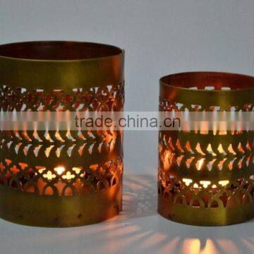 Decorative Metal Tea light candle holder in Antique Brass IHA043