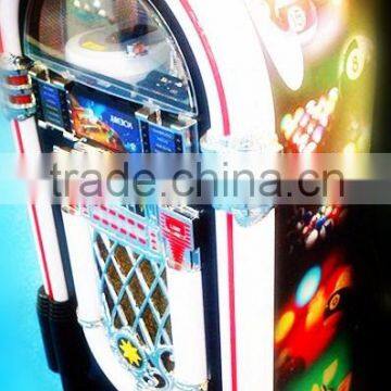 Classic CD Jukebox Play Station for Home Entertainment
