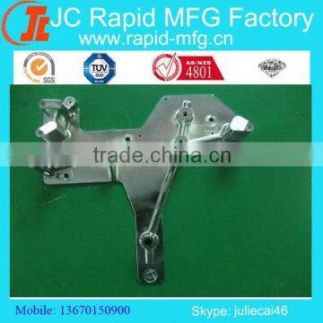 Vacuum casting of large prototype parts