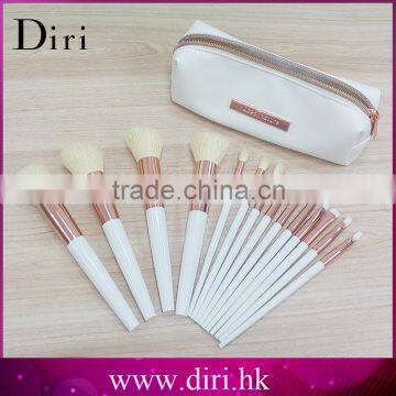 Factory high quality professional cosmetics makeup brush with acrylic handle