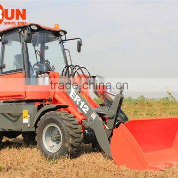 Qingdao Everun Machinery 1.2 Ton Small Articulated Front End Loader With Wooden Forks photo-6