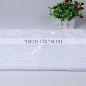 Piece Dyed Solid Color Jacquard Hotel Bath Mat Embossed Logo photo-3