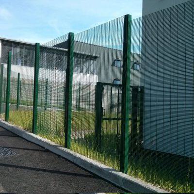 Устойчивая ограда для аэропорта, сетчатая безопасная ограда для аэропорта 358, сварная ограда для аэропорта