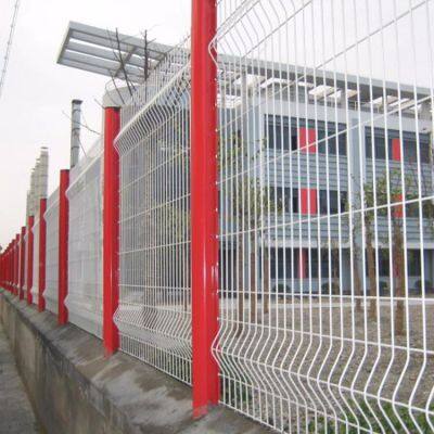 3D Curved Fence With 50mm x 50mm Mesh for Zoo and Wildlife Enclosures photo-1