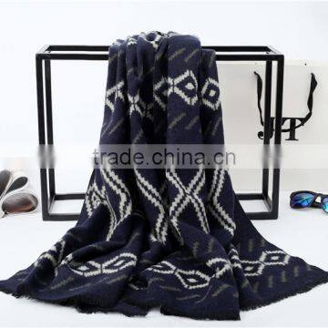 Whoesale Rhombic Geometry Pattern Jacquard Ladies Cashmere Poncho Shawl photo-6