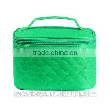 china factory popular polyester portable cosmetics bag casepersonalized makeup bag case