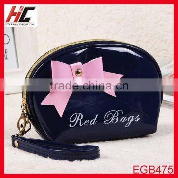 China Supplier Online Promotional Wholesale pu hanging cosmetic bag