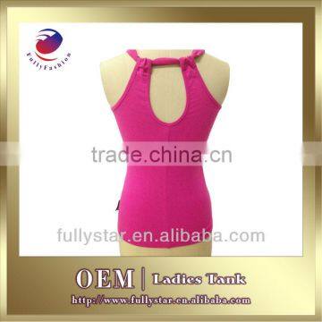 Sleeveless Bunny Print Red Lady T-shirt photo-2