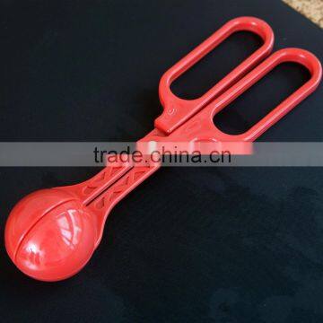 Kitchenware Small Plastic Manual Meatball Maker photo-2