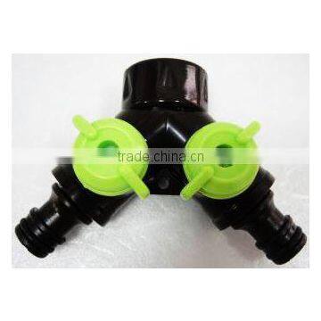 Plastic 2-Way Snap-In Garden Y Shut-Off Valve