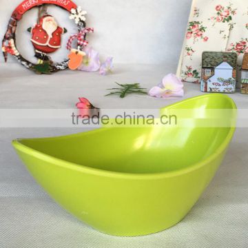 2016 new design colorful ship shape plastic small decorative flower pots