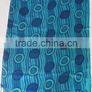 Fashion popular viscose hot print geometric scarf