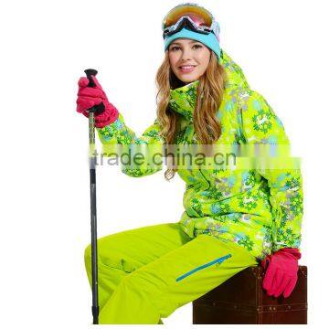 Customized Design Winter Warm Snow Ski Jackets For Women photo-5