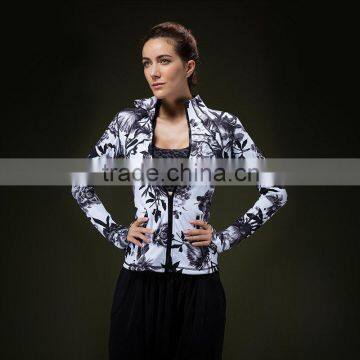 (OEM/ODM Factory)polyester / spandex fitness custom shaped printed yoga jackets